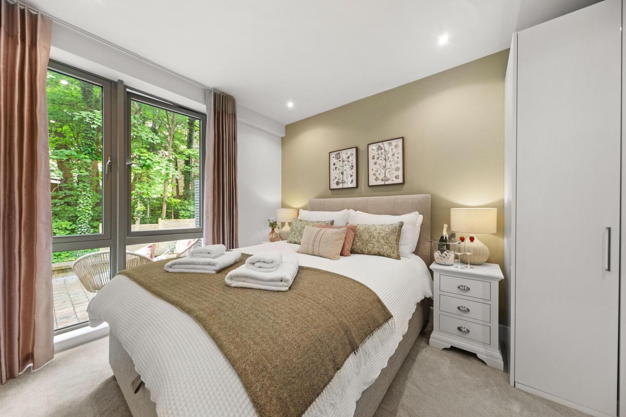 Springfield Fourteen Harrogate Room photo